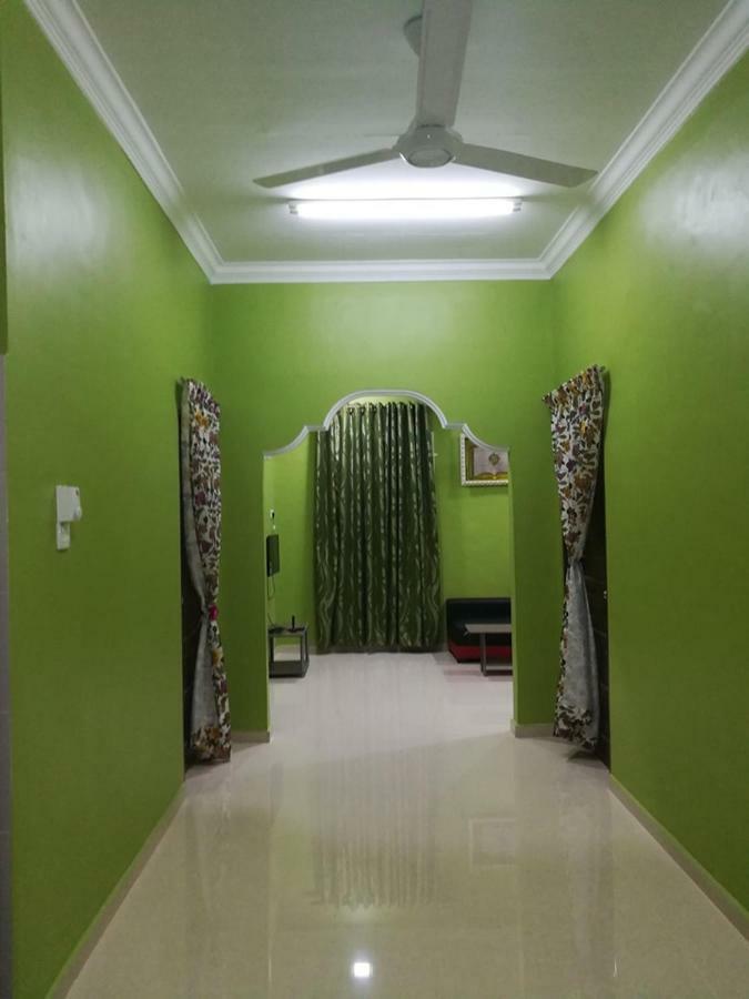 Homestay Damai Yusmila กัวลาตรังกานู ภายนอก รูปภาพ